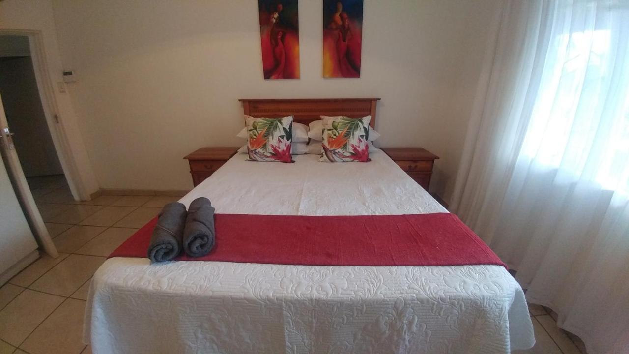 Four Seasons Self-Catering Guest House Граскоп Екстер'єр фото